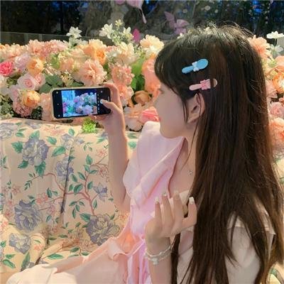 撞脸
